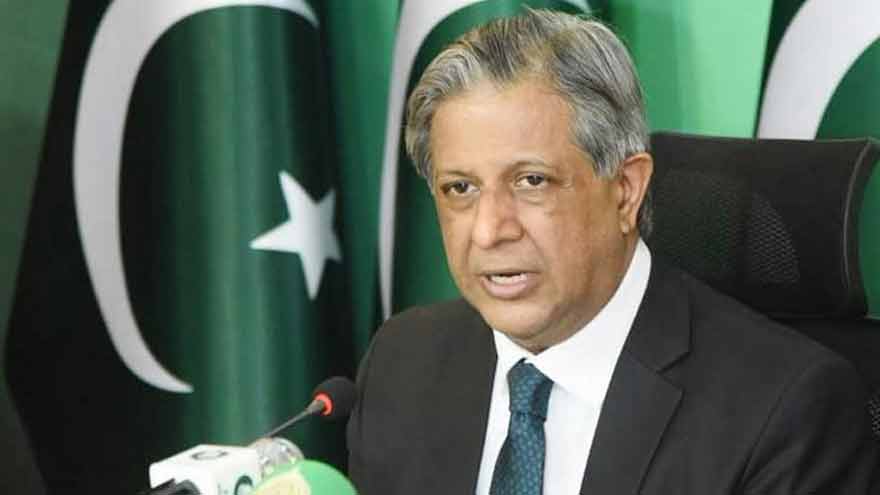 PTI founder has 70pc vision in one eye with glasses, other eye fully normal: Law Minister