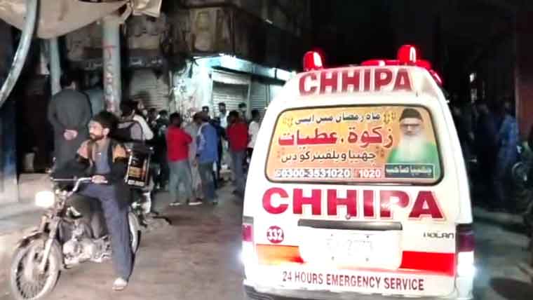 شہر قائد میں فائرنگ کرکے 2 افراد کو موت کی نیند سلا دیا گیا