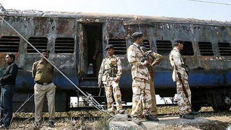 سانحہ سمجھوتہ ایکسپریس کو 18 برس بیت گئے، متاثرین کے غم آج بھی تازہ