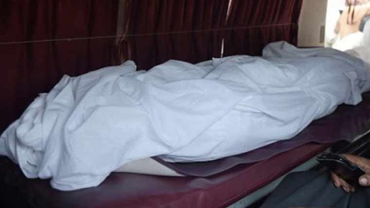 چونیاں: تیز رفتار موٹر سائیکل بجلی کے پول سے ٹکرا گئی، ایک شخص جاں بحق، 2 شدید زخمی