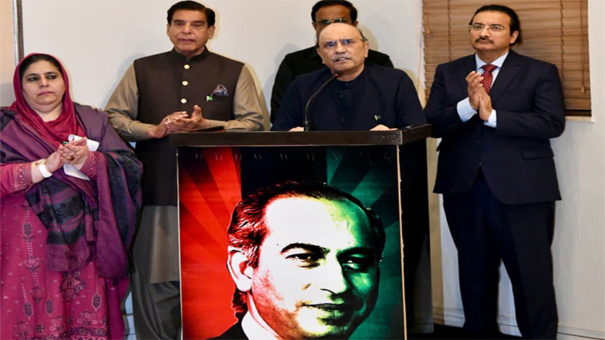 Zardari chairs PPP meeting in Lahore, stresses unity amid national challenges