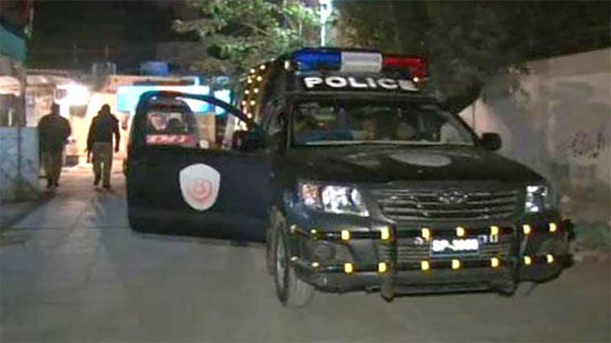 Six suspected dacoits injured, arrested after Karachi 'encounters'