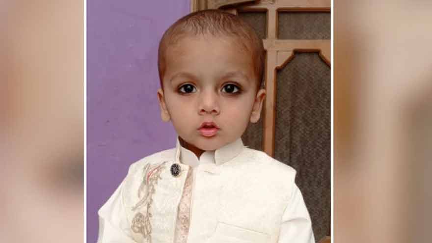 Two years child kidnapped while playing outside home in Lahore