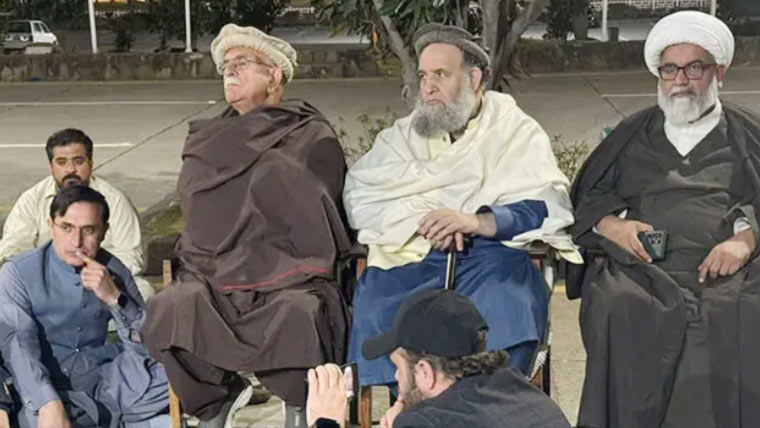 اپوزیشن اتحاد کا پارلیمنٹ ہاؤس میں دھرنا ختم کرنے کا اعلان