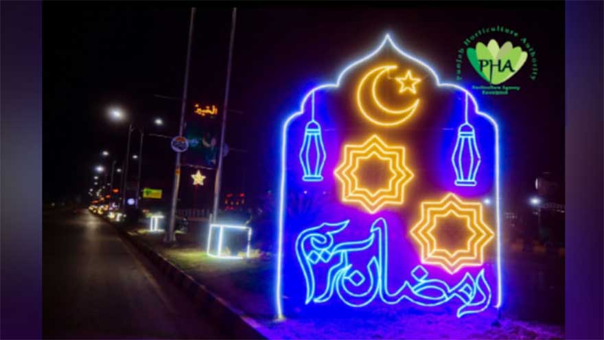Illuminated, decorated Punjab cities welcome month of fasting