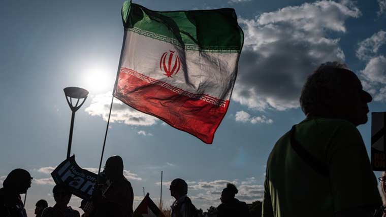 امریکا نے 18 ایرانی حکومتی عہدیداروں اور اہلخانہ پر ویزا پابندیاں لگا دیں