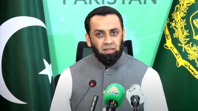 عمران خان سزا یافتہ مجرم، رعایت کی خبریں بے بنیاد ہیں: عطا تارڑ