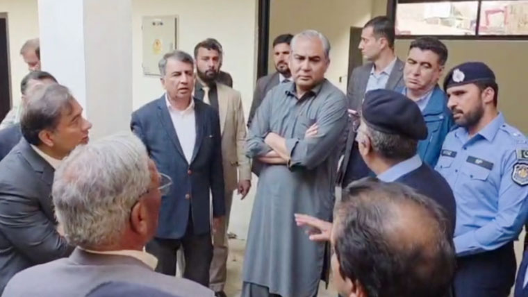 محسن نقوی کا اسلام آباد میں نئے تعمیر شدہ اور زیر تعمیر تھانوں کا دورہ