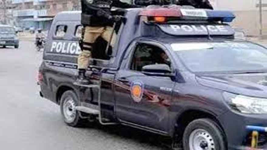 Zia Ul Hassan Lanjar takes notice of alleged robbery and hostage incident in Sarjani Town