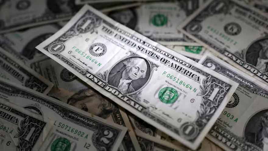 Dollar set for best week in four months on hawkish Fed, geopolitics