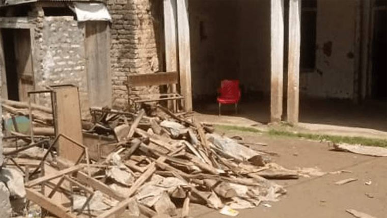 کلاس روم کا شیڈ گرنے سے آٹھویں جماعت کی طالبہ جاں بحق