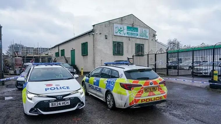 برطانیہ: مسجد کے باہر چاقو حملہ، پاکستانی نژاد نوجوان جاں بحق