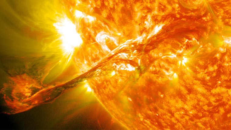 سن سپاٹس غائب، دسمبر 2021 کے بعد پہلی بار سورج مکمل طور پر صاف