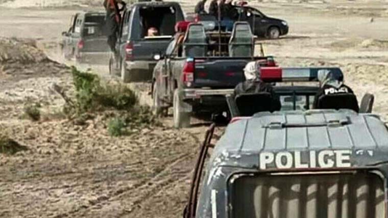 پولیس کا کچہ پنجاب اور سندھ میں آپریشن جاری، مزید 2 خطرناک ڈاکوؤں نے سرنڈر کردیا