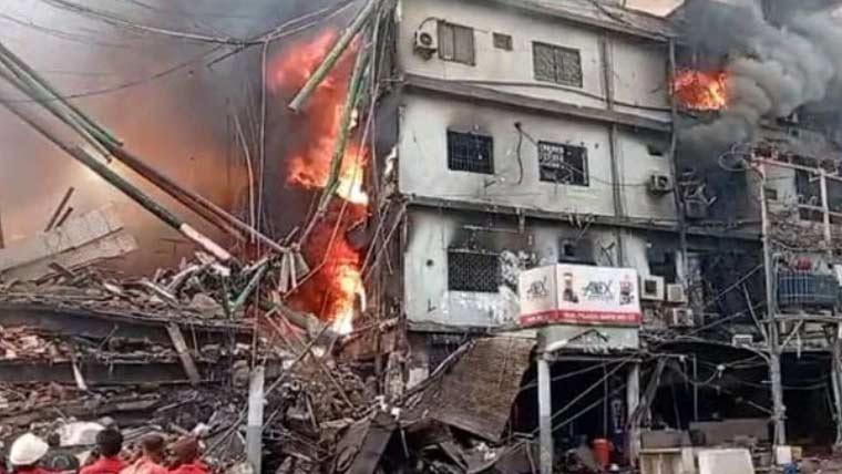 گل پلازہ میں آگ بچوں کے کھیلنے کے دوران لگی: ایس ایس پی سٹی کا تحقیقات کمیشن کو بیان