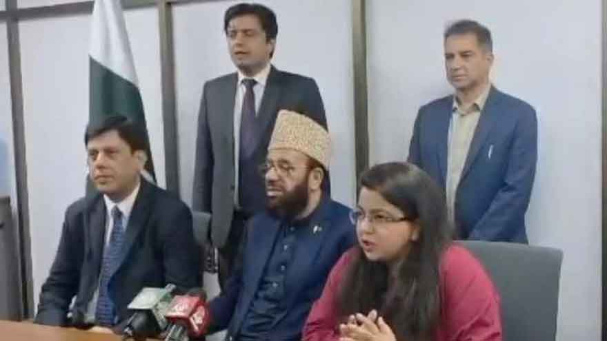 Shehbaz Sharif directs full digitalisation of Hajj operations