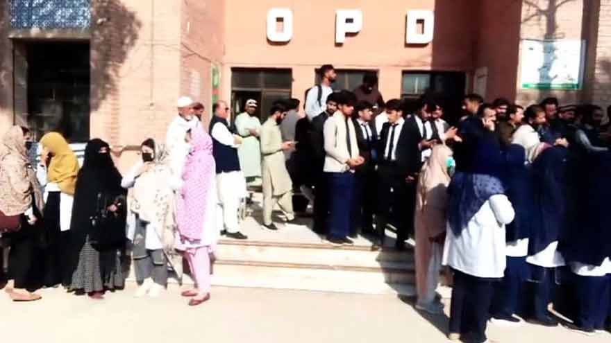 Doctors' strike enters fourth day in Kohat after killing of Lady Doctor Mehwish