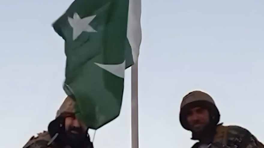 Pakistan hoists flag on five more Afghan posts in Paktia