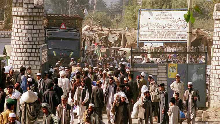 خیبر پختونخوا میں غیر قانونی افغان مہاجرین کیخلاف آپریشن شروع