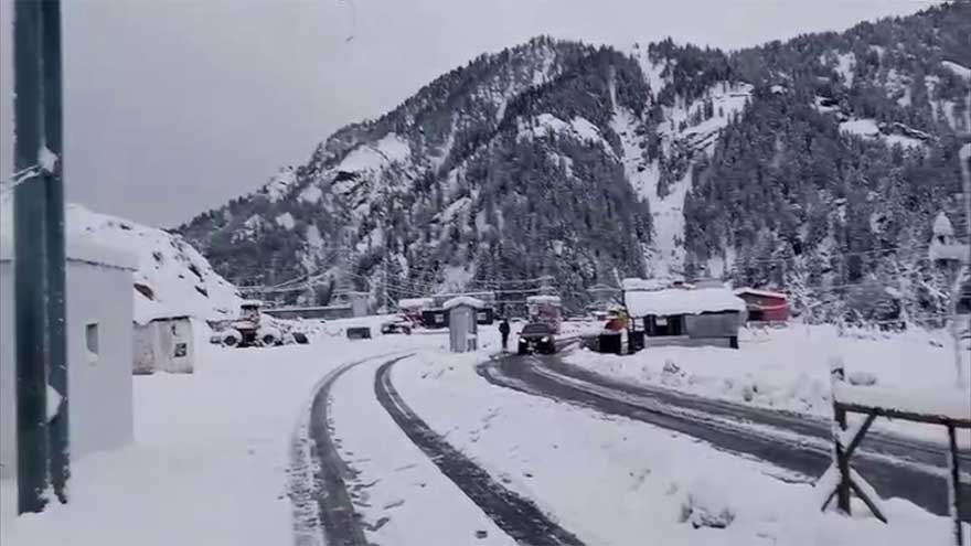 Rain, snowfall in various parts of country increase intensity of cold