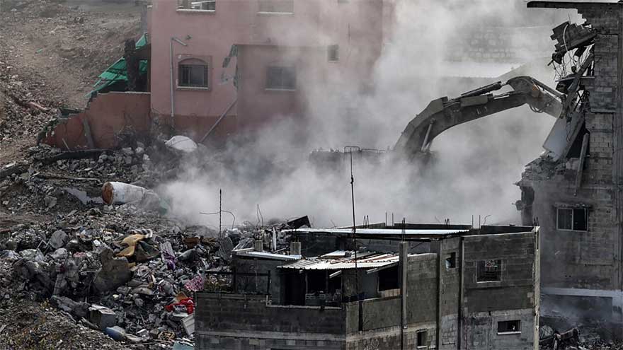 Israel begins demolishing 25 buildings in camp