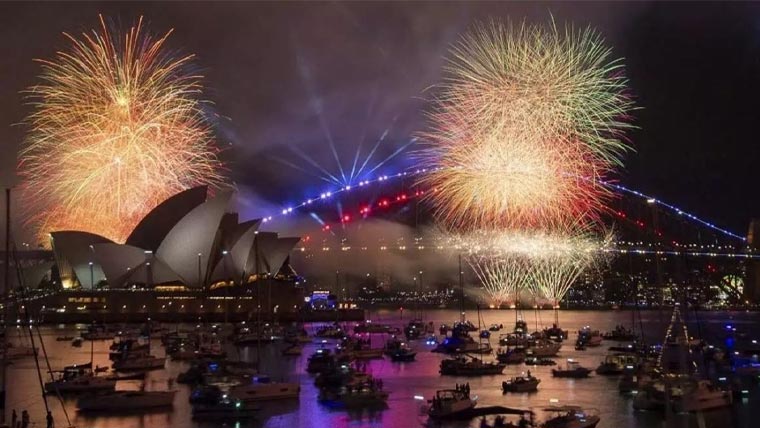 نئے سال کا آغاز بحرالکاہل میں واقع ملک کریباتی سے ہوا