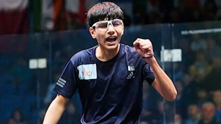 پاکستان انڈر 15 سکواش ٹیم نے ایک اور عالمی اعزاز جیت کر قومی پرچم بلند کر دیا