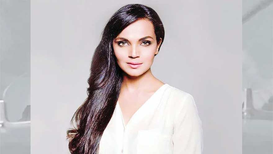 Aamina Sheikh shares views on beauty standards, cosmetic procedures