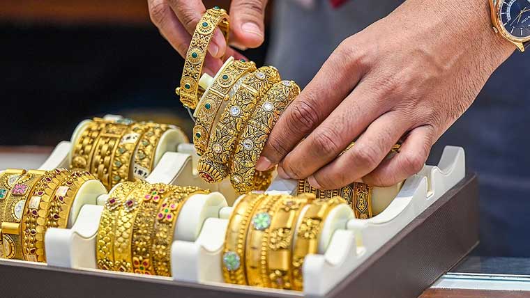 ملک بھر میں سونے کی قیمتوں میں کمی کے بعد نمایاں اضافہ ریکارڈ 