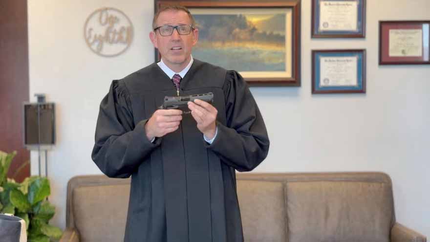 California ban on openly carrying guns is unconstitutional, court rules