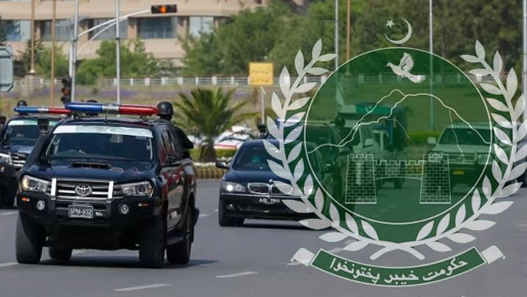 خیبرپختونخوا میں سرکاری گھروں اور گاڑیوں پر قبضے، وزیراعلیٰ کی فوری واپسی کی ہدایت