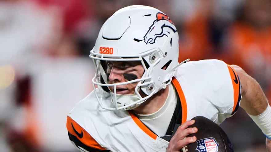 Final week of the NFL's regular season arrives with No. 1 seeds still undecided in AFC and NFC