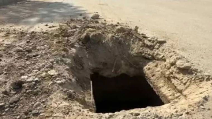 Five fell into open drain in Karachi