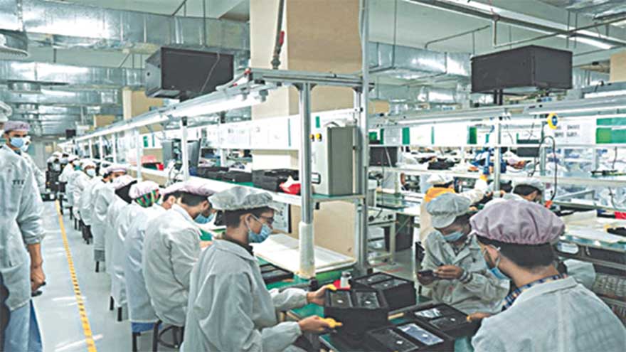 Pakistan targets global brands, export-led growth through mobile manufacturing policy