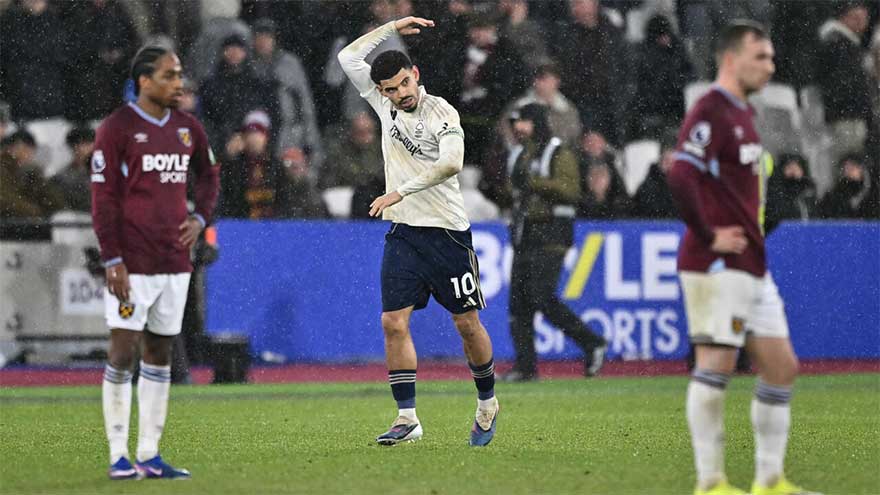 Forest boost survival bid to leave West Ham in turmoil