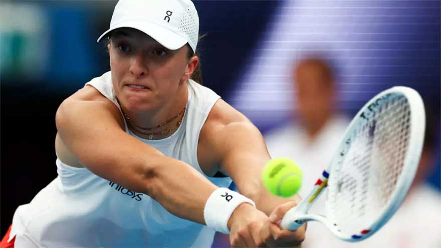 Swiatek, Gauff ease to United Cup victories