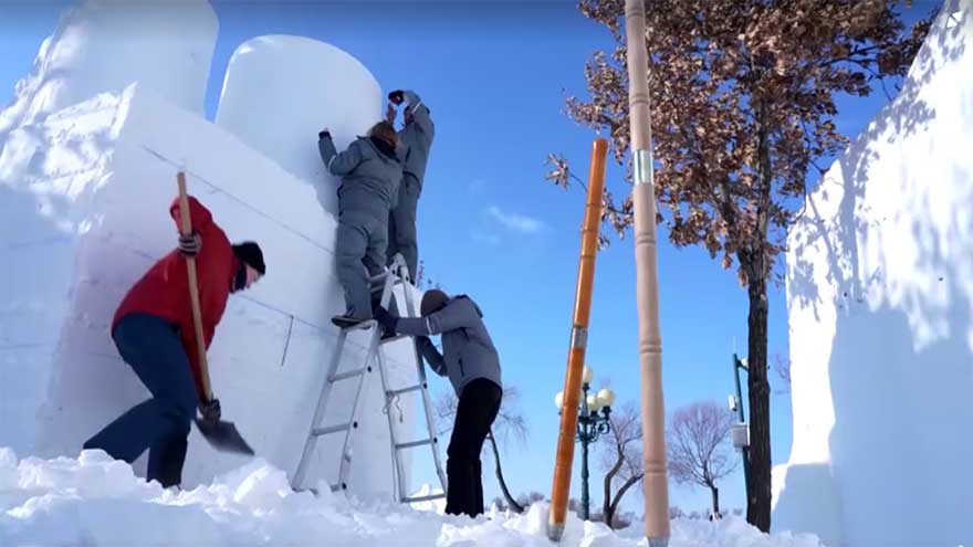 Octopus, Taj Mahal concepts inspire sculptors at China snow festival