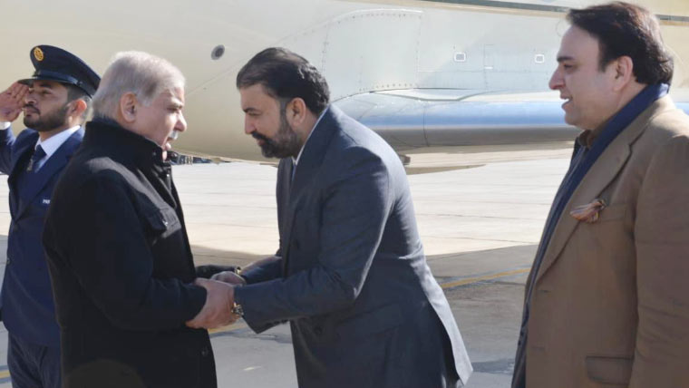 وزیراعظم شہباز شریف ایک روزہ دورے پر کوئٹہ پہنچ گئے
