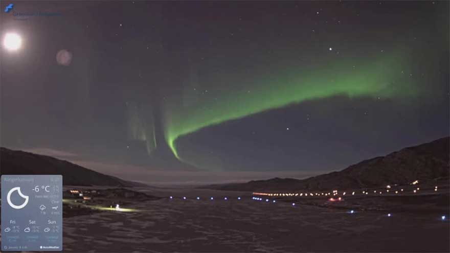 Dunya News Northern lights seen in early morning sky over western Greenland