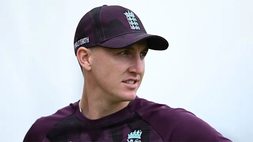 England's Brook 'deeply sorry' for nightclub fracas