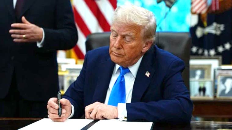 ٹرمپ نے وینزویلا کے تیل سے حاصل آمدن کے تحفظ کیلئے ہنگامی حکم نامے پر دستخط کردیئے