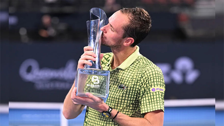 Medvedev warms up in style for Australian Open with Brisbane win