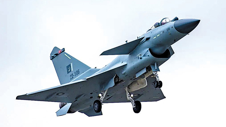 پاک بھارت جنگ: چین کا پہلی بار جے 10 سی طیارے کی کامیابی کا باضابطہ اعلان