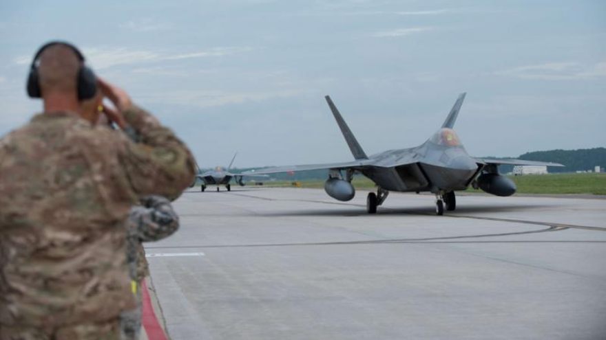 Where are the main US military bases in the Middle East?