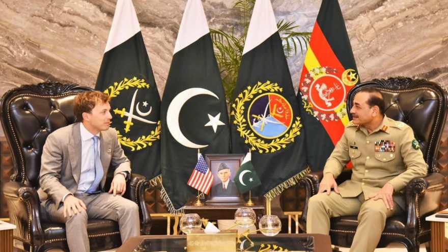 Field Marshal Asim Munir hosts World Liberty CEO amid Pakistan's digital finance push