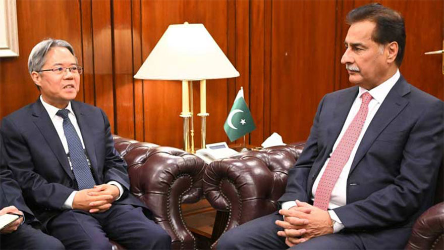 Chinese envoy calls on NA speaker, discusses regional, global issues