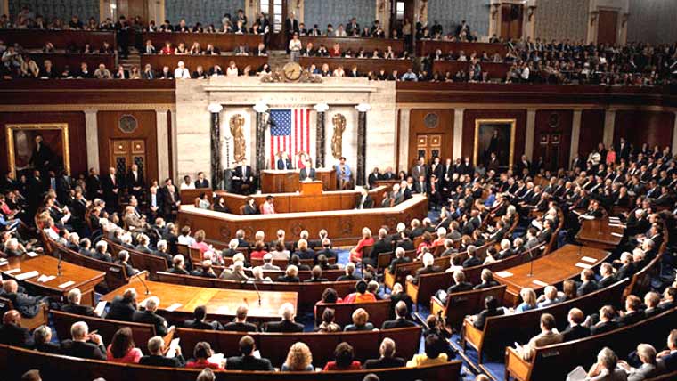 امریکی سینیٹ نے صدر ٹرمپ کو وینزویلا کیخلاف مزید کارروائی کا اختیار دیدیا