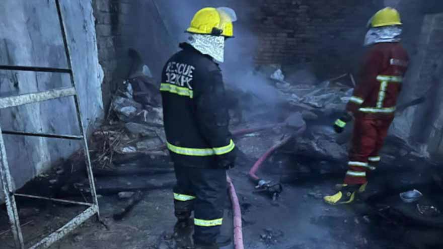 Two children killed, father injured in gas cylinder explosion in Charsadda