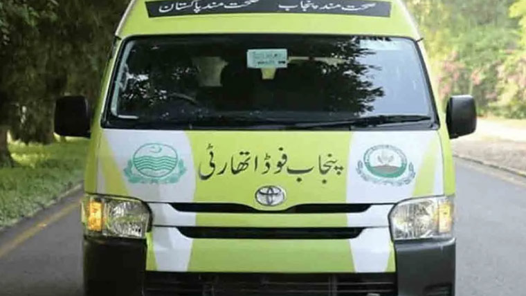 گوجرانوالہ میں چمڑا منڈی سے 4 ہزار 400 کلو مضر صحت آئل ضبط