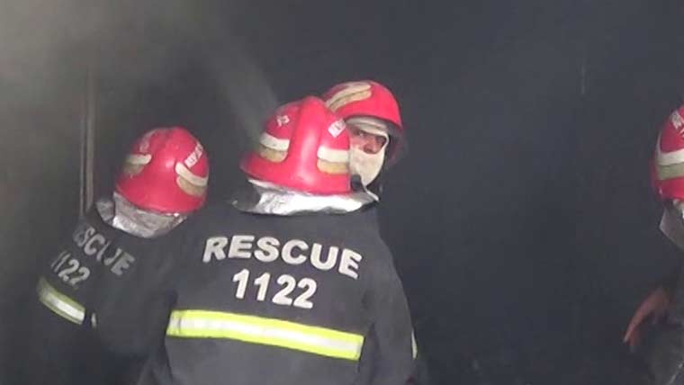 سرگودھا: شدید دھند کے باعث ٹرک نہر میں گرگیا، 7 افراد جاں بحق، متعدد زخمی